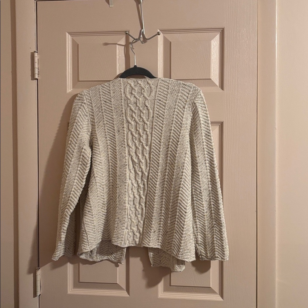 Splendor Off-White Cable Knit Cardigan - Picture 2 of 3